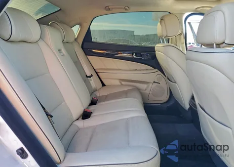 2014 Hyundai Equus Signature z USA, uszkodzony, nr VIN KMHGH4JH4EU081759